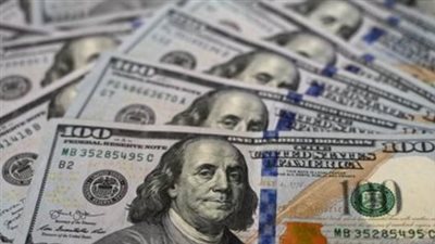 سعر الدولار مقابل الجنيه المصري: استقرار السوق المصرفي في مطلع تعاملات الأسبوع