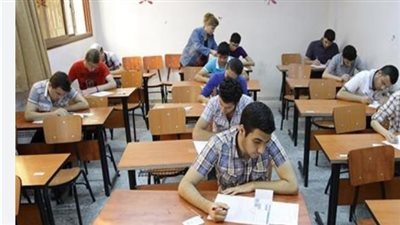 التزام وتطوير: كيف تدير وزارة التربية والتعليم منظومة امتحانات الدبلومات الفنية هذا العام؟