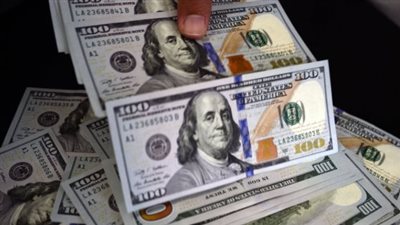 متابعة لحظية لسعر الدولار اليوم في مصر: استقرار الأسعار في تعاملات الاثنين