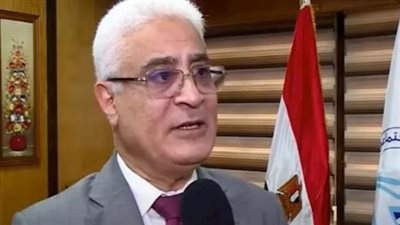 رئيس التأمينات يوضح حقيقة أزمة 