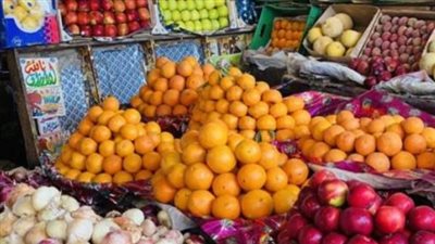 الأسعار المحدثة للفاكهة: الموز البلدي، التفاح، والبطيخ في الأسواق