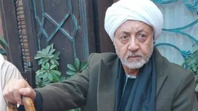 الرحلة الفنية: من أبو حمص إلى العالمية.. من هو عبد العزيز مخيون؟