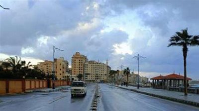 توقعات طقس القاهرة والمحافظات: أجواء حارة رطبة ونشاط للرياح