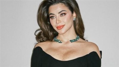 حكاية يارا السكري: ابنة المخرج السينمائي التي رسمت طريقها الخاص في الفن