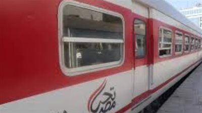 دليل المسافر إلى الصعيد: مواعيد القطارات بكافة درجاتها