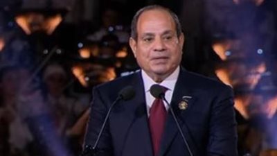 الرئيس السيسي ونظيره الفرنسي يبحثان سبل تعزيز التعاون الدولي في إيفيان