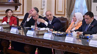 رئيس جامعة القاهرة يوجه بسرعة إعلان النتائج ويهنئ الخريجين بمناسبة نهاية الامتحانات