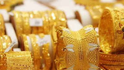 الذهب يفقد بريقه.. موجة هبوط تمحو أرباح المستثمرين