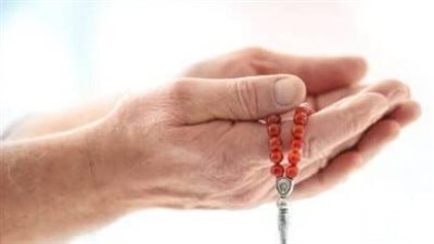 نص أذكار الصباح كاملة: ابدأ يومك بالسكينة والتقرب إلى الله