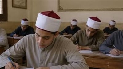 من التفسير إلى الأدب: رحلة طلاب الثانوية الأزهرية في امتحانات نهاية العام