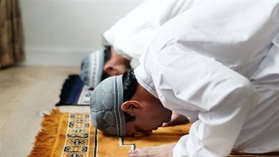المواعيد الرسمية للصلاة في مصر: دليلك الكامل ليوم 8 يوليو 2026