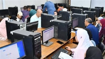 مؤشرات الحد الأدنى للقبول في كليات التجارة والهندسة لطلاب الدبلومات الفنية