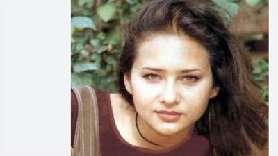  النجمة المصرية نيللي كريم.. إطلالة باريسية تخطف الأنظار في أسبوع الموضة