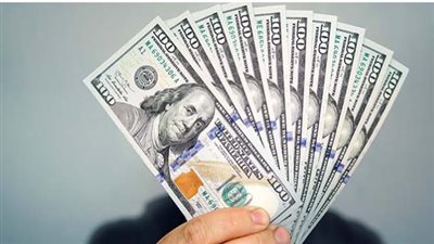 استقرار العملة الأمريكية: انعكاسات السياسات النقدية على السوق المحلي
