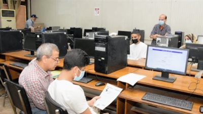 كل ما تريد معرفته عن نظام الساعات المعتمدة في برنامج التكنولوجيا الحيوية