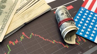 لماذا ارتفع الدولار اليوم؟ إليك تحليل أسباب القفزة الجديدة في السوق المصرفي
