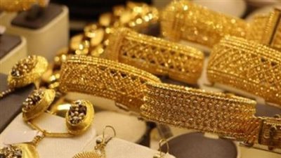 تأثير تراجع سعر صرف الدولار تدريجيًا أمام الجنيه على حركة الأسواق المحلية للذهب