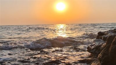 درجات الحرارة في صعيد مصر تسجل معدلات مرتفعة وتصل إلى خمسة وأربعين درجة