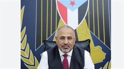 اللواء عيدروس الزبيدي.. مسيرة نضالية صنعت حضورًا سياسيًا وعسكريًا
