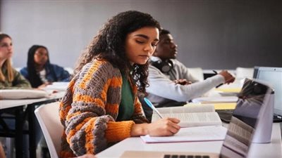 تنسيق كلية الإعلام 2026.. هل يتغير الحد الأدنى للقبول هذا العام؟