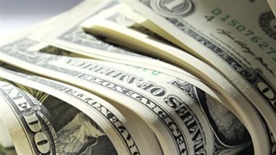 الدولار يحافظ على استقراره في البنوك المصرية.. تعرف على أحدث أسعار الصرف اليوم