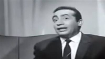 أبو بكر عزت.. 93 عامًا على ميلاد نجم ترك بصمة لا تُنسى في الفن المصري