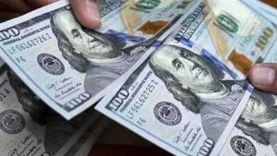 سعر الدولار الآن في البنوك المصرية.. الشراء والبيع
