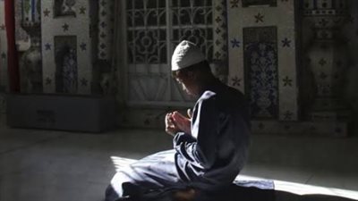مواقيت الصلاة اليوم في مصر.. موعد الفجر والظهر والعصر والمغرب والعشاء