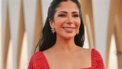 موعد عرض مسلسل «طالع نازل».. منى زكي في تجربة جديدة على شاهد