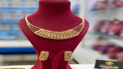 أسعار الذهب اليوم.. كم سجل عيار 18 والجنيه الذهب في السوق المصري؟