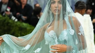 جورجينا رودريغيز تفاجئ الجميع بحفل زفاف بسيط على رونالدو.. والمجوهرات تتخطى 17 مليون دولار