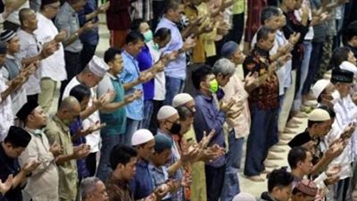 مواعيد الصلاة اليوم في القاهرة والإسكندرية وأسيوط وأسوان.. توقيت الأذان كاملًا