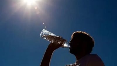 حالة الطقس اليوم.. أمطار خفيفة على السواحل وارتفاع الأمواج حتى مترين
