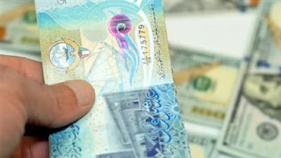 الدينار الكويتي اليوم.. تعرف على سعر الشراء والبيع في 10 بنوك مصرية