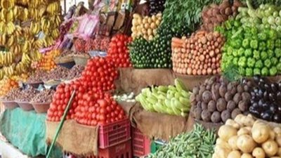 قبل الشراء.. أسعار الموز والتفاح والكنتالوب والبطيخ اليوم في الأسواق
