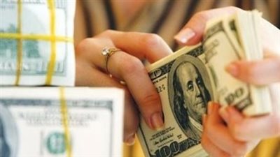 استقرار سعر الدولار اليوم في البنوك.. كم سجل الأخضر أمام الجنيه؟