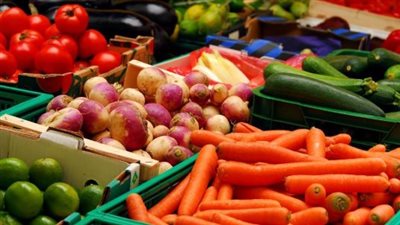 أسعار الخضروات والفاكهة اليوم.. تعرف على سعر الطماطم والبطاطس والمانجو