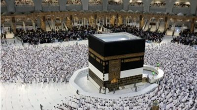 أسعار العمرة 2026 حسب مواعيد السفر.. تعرف على تكلفة برامج 4 و5 نجوم