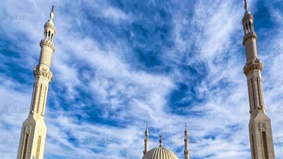 مسجد الفتاح العليم بالعاصمة الجديدة.. 21 قبة و4 مآذن بارتفاع 95 مترًا