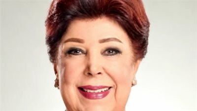رجاء الجداوي و45 عامًا من الحب.. قصة زواجها من حسن مختار