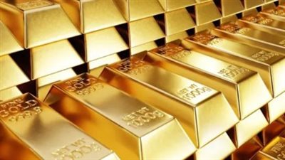 الذهب العالمي يقترب من 4400 دولار.. انعكاس مرتقب على السوق المصرية