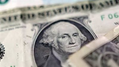 الدولار مستقر اليوم.. لكن الفارق بين البنوك يستحق الانتباه