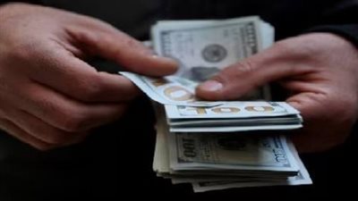 سعر الدولار أمام الجنيه.. هل يستمر الاستقرار بعد عودة البنوك؟