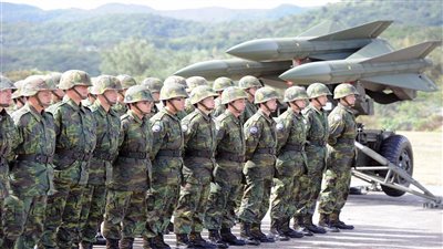 تايوان تنشر قوات بعد تدريبات صينية بالذخيرة الحية قبالة الجزيرة