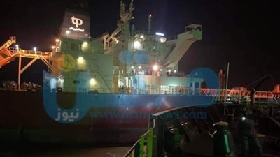 عاجل.. جنوح ناقلة نفط في قناة السويس وتعطيل حركة الملاحة