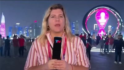 الحادث الثاني.. سرقة مراسلة تلفزيونية على الهواء في قطر (فيديو)