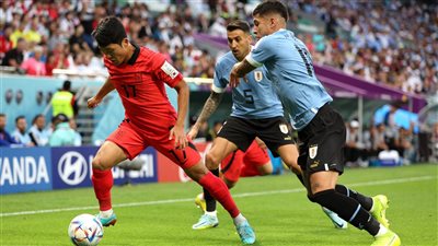 كأس العالم 2022.. شوط أول سلبي بين أوروجواي وكوريا الجنوبية