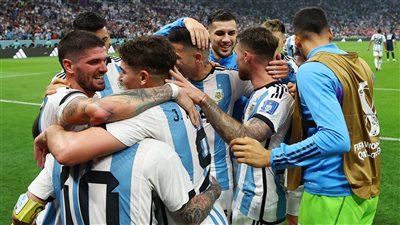 ميسي يقود الأرجنتين إلى نهائي كأس العالم بثلاثية في شباك كرواتيا