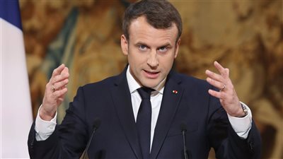 ماكرون: الساعات المقبلة 